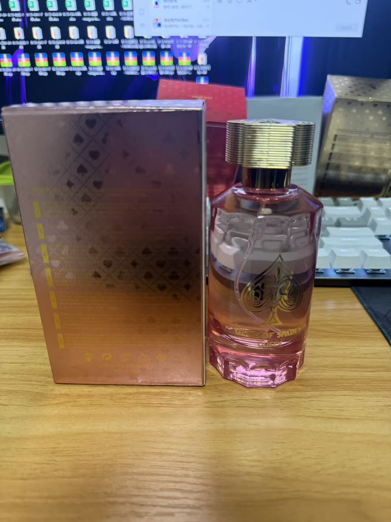 Fragrance Queen Perfume - 조 밀라노 게임 오브 스페이드 퀸